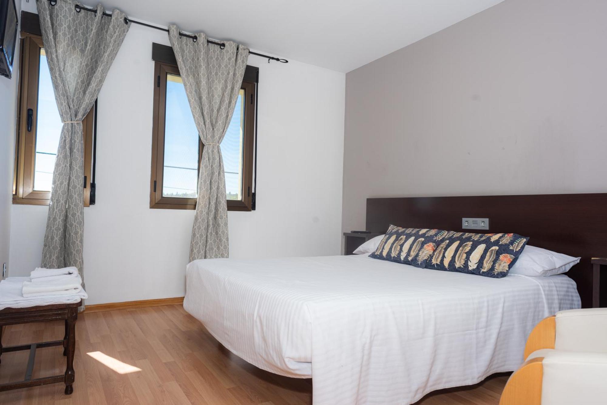 סוריה Hostal Venta De Valcorba מראה חיצוני תמונה